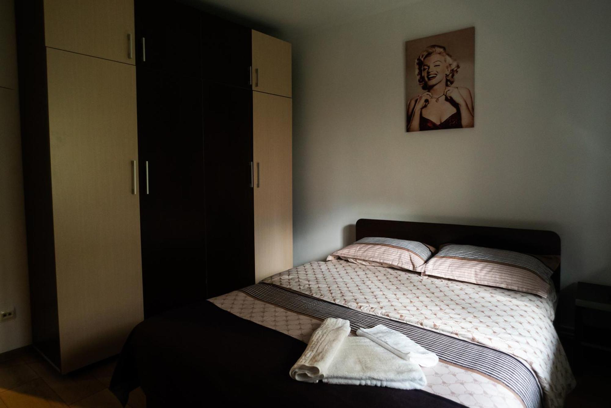Apartament Dacul Хунедоара Екстер'єр фото