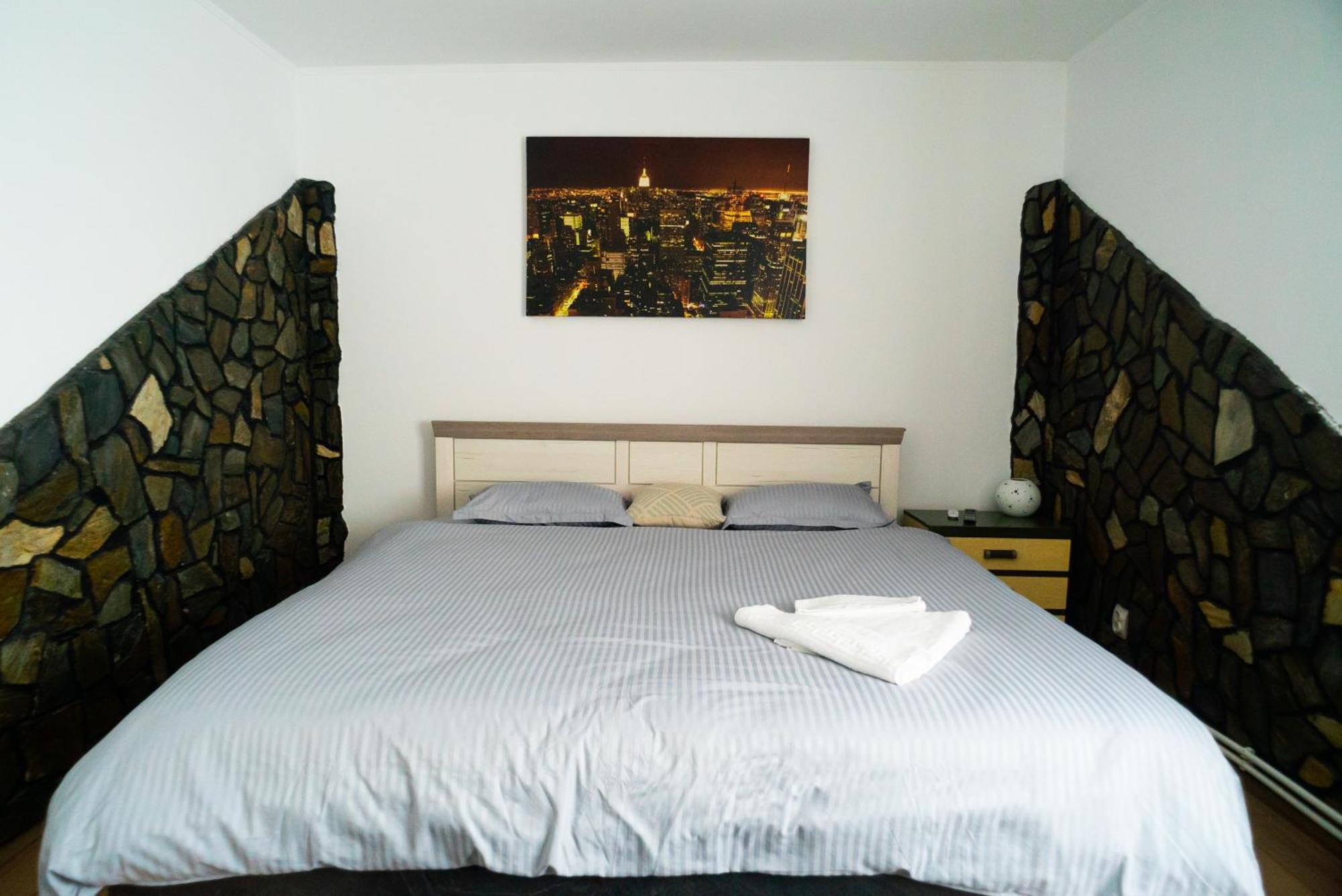 Apartament Dacul Хунедоара Екстер'єр фото